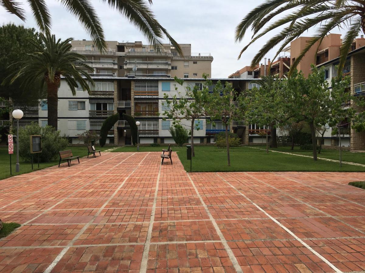 Book Ibiza Salou Apartment ภายนอก รูปภาพ