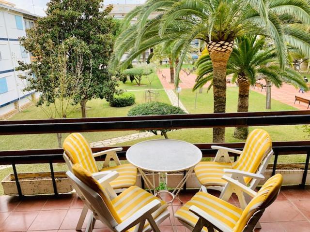 Book Ibiza Salou Apartment ภายนอก รูปภาพ